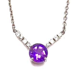 14K White Gold Amethyst & Diamond "V" Pendant Neck